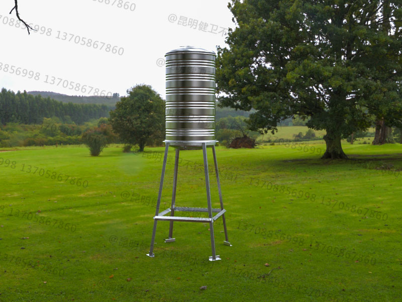 0.8吨立式圆柱形不锈钢水箱